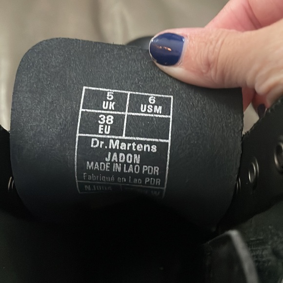 Dr Marten Air Wair platforms barely worn like new - Picture 5 of 5